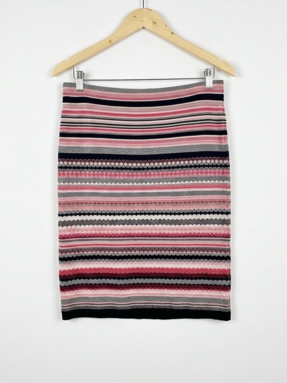 Etcetera Zig Zag Striped Knit Pencil Skirt Pink Black Grey Medium Career Stretch